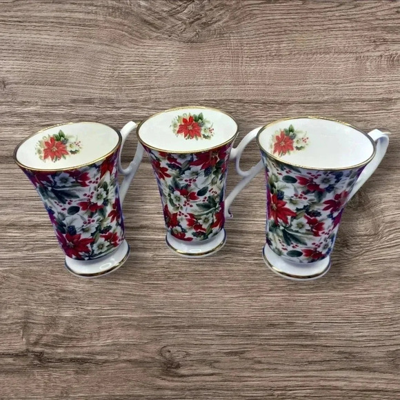 Royal Patrician poinsetta mug set of 3 coffee mugs - Picture 1 of 9